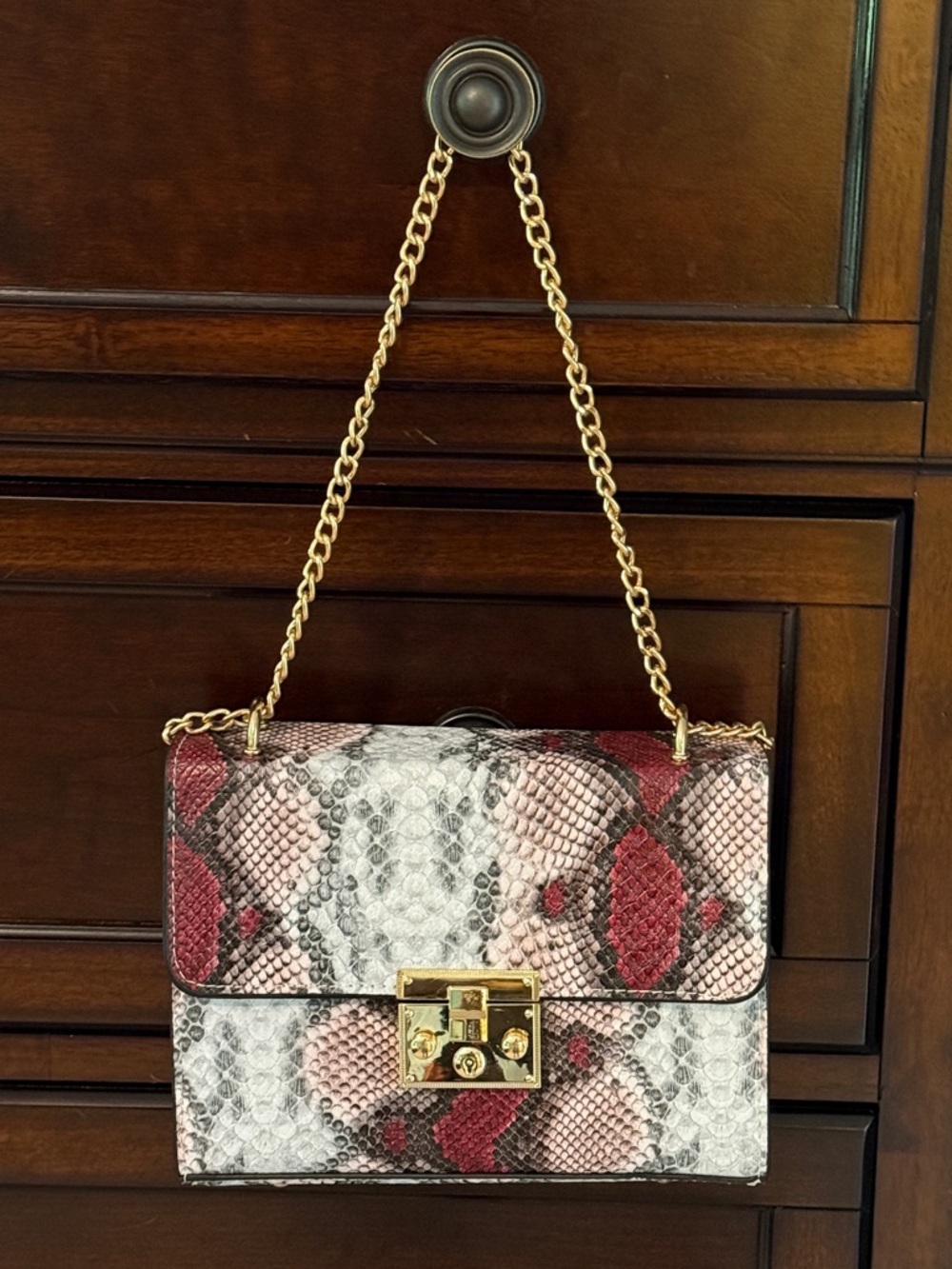 Chic Snakeskin Versitile Bag
